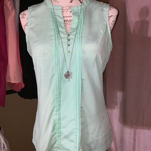 The Limited V-neck tank